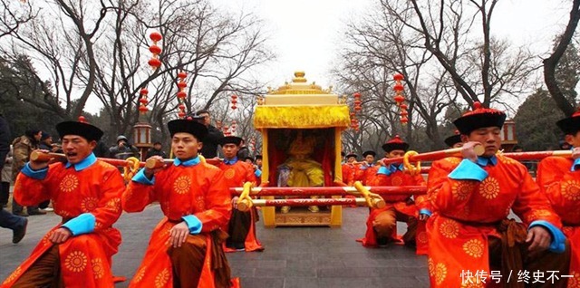 京城的官|清朝官员要想坐八抬大轿，得是什么级别的官职