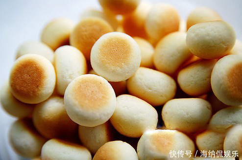 低级|80后拿来当饭吃的零食,泡面太低级了,这4种最喜欢哪个