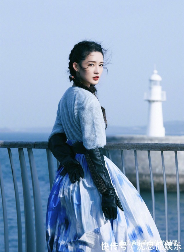 发际线 奔五奔六的女人,这几款“发型”尽量不要留,看着显老没气质