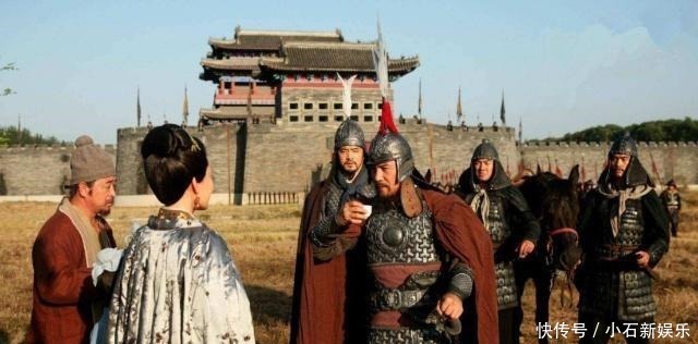 一人找袁天罡算命,袁天罡转身将卦金扔了, 说不收死人钱!