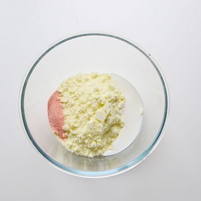 草莓粉|粉红脆皮月饼