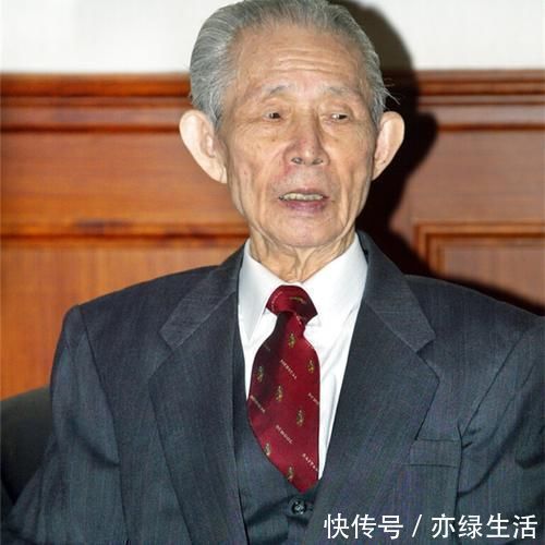 班级|将来“挣大钱”的孩子,基本有3种特征,班主任:和学习好坏无关