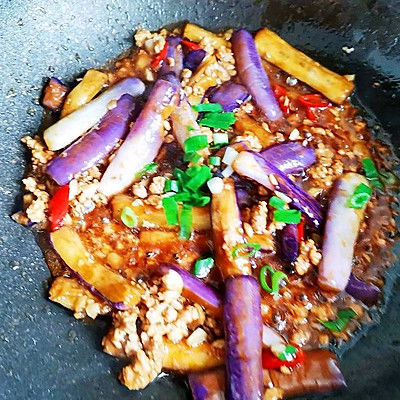 肉末茄子盖浇饭