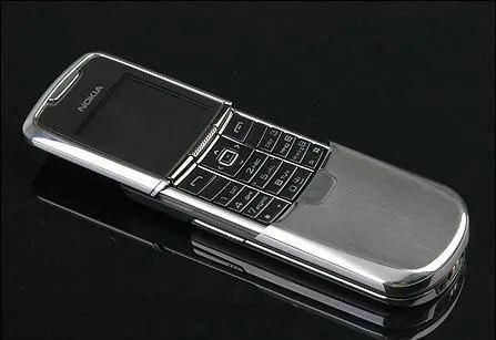 N95|诺基亚新机发布同时，复刻版 N95 曝光！