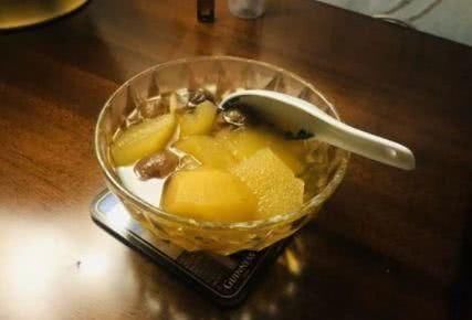 每天吃一个煮熟的苹果,坚持7天,“3甜头”或会悄悄上门