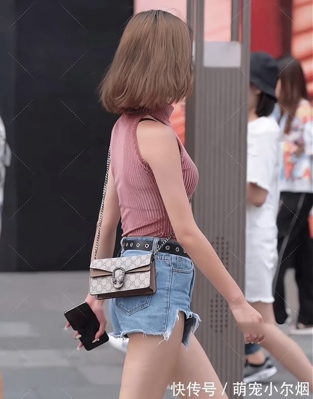 裙装|短衫配短裤,是夏日最清凉的穿搭,也是最有时尚感的穿搭