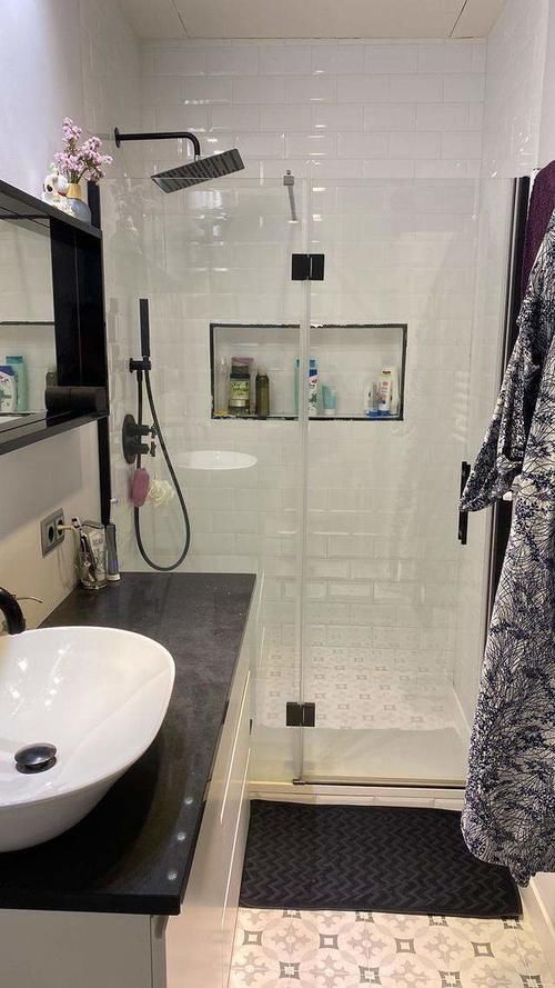 玻璃房|女生自改69㎡小宅,凭空造玻璃房,花园搬进家里,1㎡都不浪费