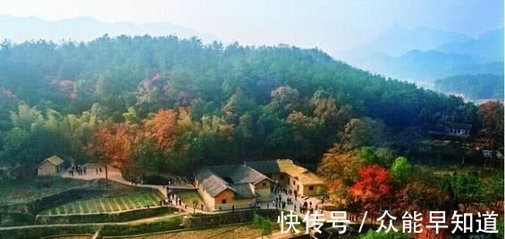 毛主席#百年前,一位秀才在此山写了首诗,没想百年后,一位伟人在此诞生