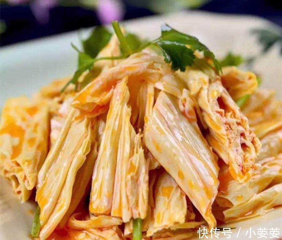 腐竹很多人都喜欢,但是怎么做好吃?我的做法很简单