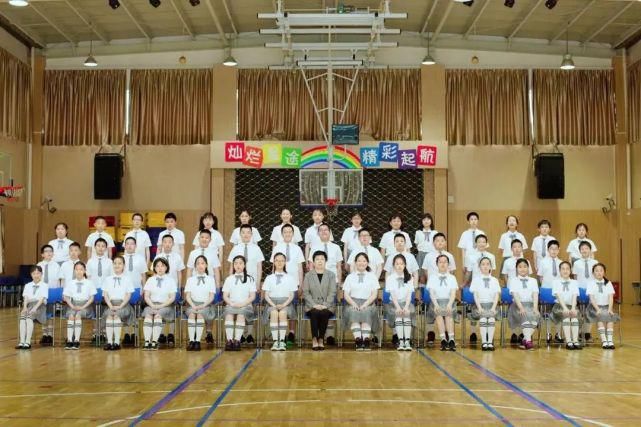 创意|恰同学少年！沪16区幼儿园、中小学创意毕业照来了
