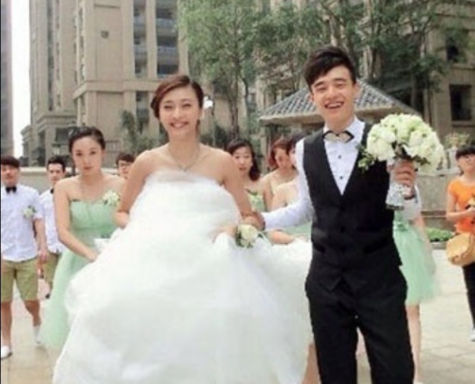 她欺瞞丈夫上《中國(guó)好聲音》，走紅后稱單身，下臺(tái)轉(zhuǎn)身就離婚