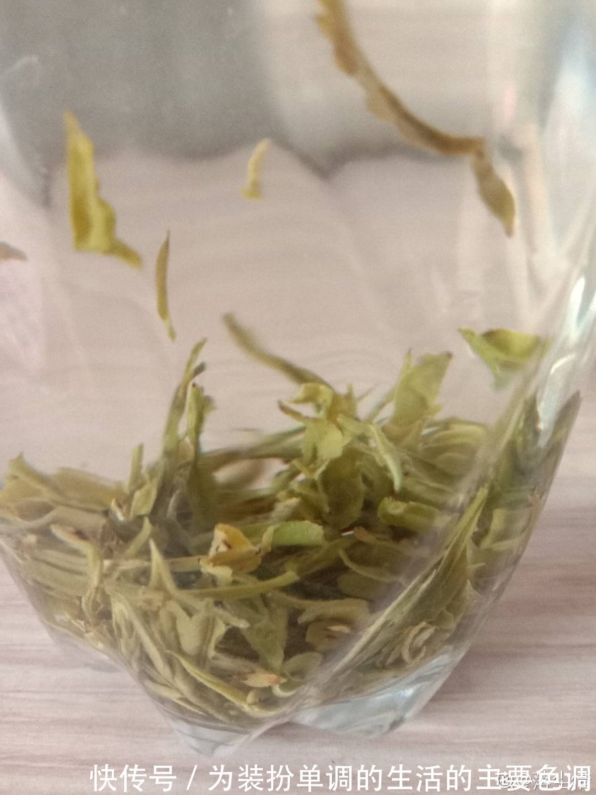 茶叶扔掉太浪费,泡过的、过期的还能这样用,家里老人都不知道