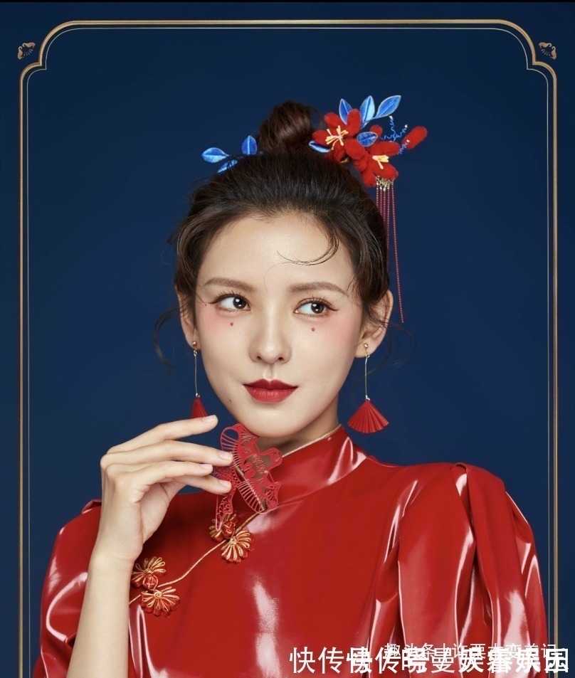 珊瑚色 女人涂口红时,要改掉这3个“坏习惯”,不然再贵口红都掉色沾杯