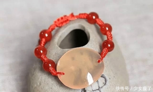 青鱼石竟是青鱼的软骨价值不算贵用途却不少,取出后该如何处理