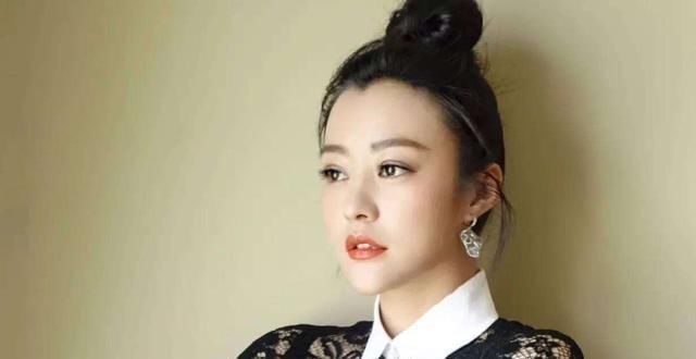 郝蕾是怎样神奇的存在?在《我就是演员》里居然连章子怡都敢怼