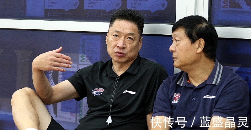袁堂文|上海男篮好消息!超级外援正式启程,李春江弥补短板,冲击总冠军!