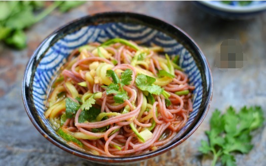 吃这个真爽,比吃凉面还过瘾,我每天1大碗,天天都不落