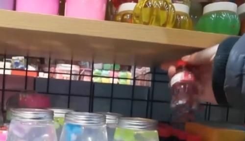 毒玩具|有毒的玩具:孩子喜爱的“假水”,是解压神器还是“坑娃神器”?