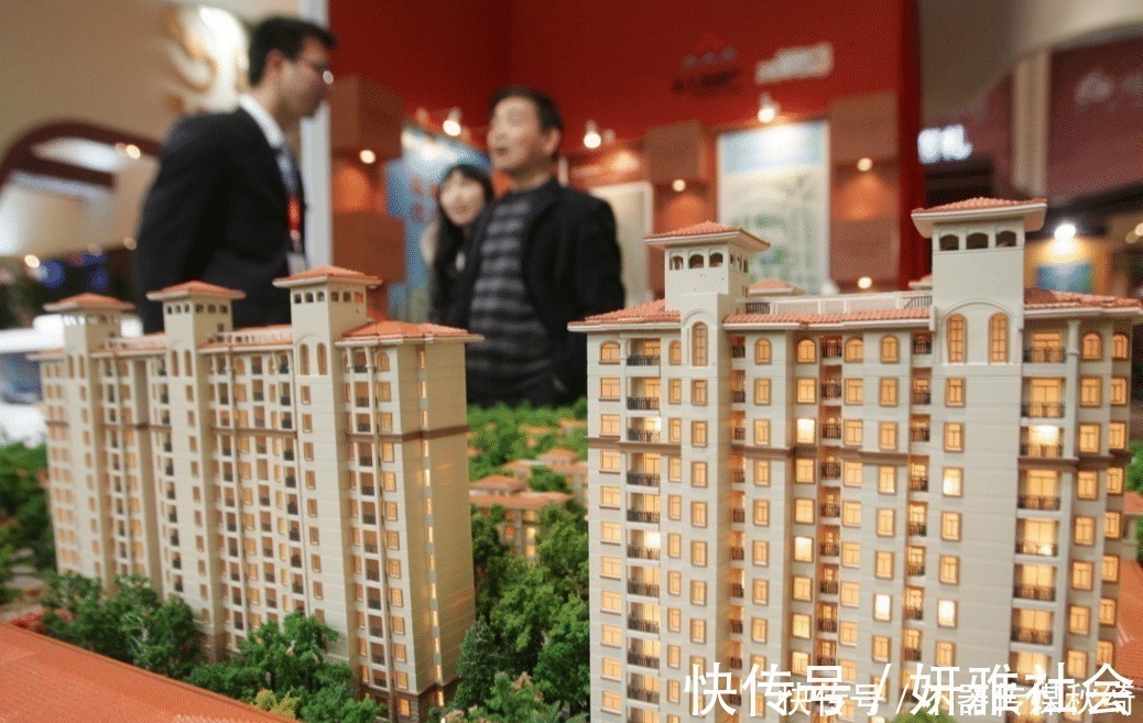 高层|“黄金楼层”真的存在?网友:后悔选择腰线层,邻居串门都方便了