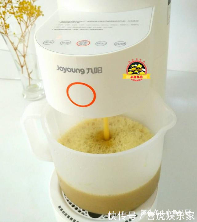 我家早餐从不凑合,自己在家做,20分钟上桌,花钱少,营养又好吃