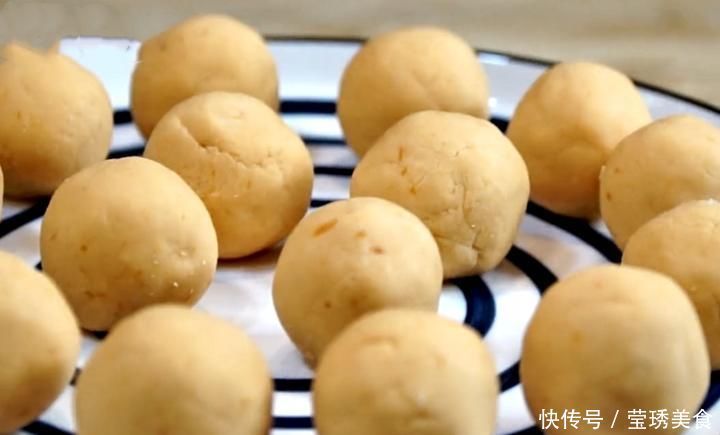 红薯又出新吃法了,我家一周吃四次,比南瓜萝卜鲜,超好吃