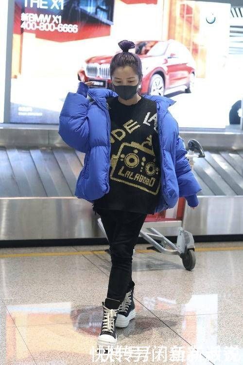 不管是穿羽绒服还是大衣,尽量别选这4种内搭,显“廉价”又土气