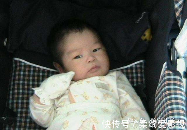 小陈|还相信“三翻六坐九爬”?医生:别耽误孩子发育,要懂得正确规律