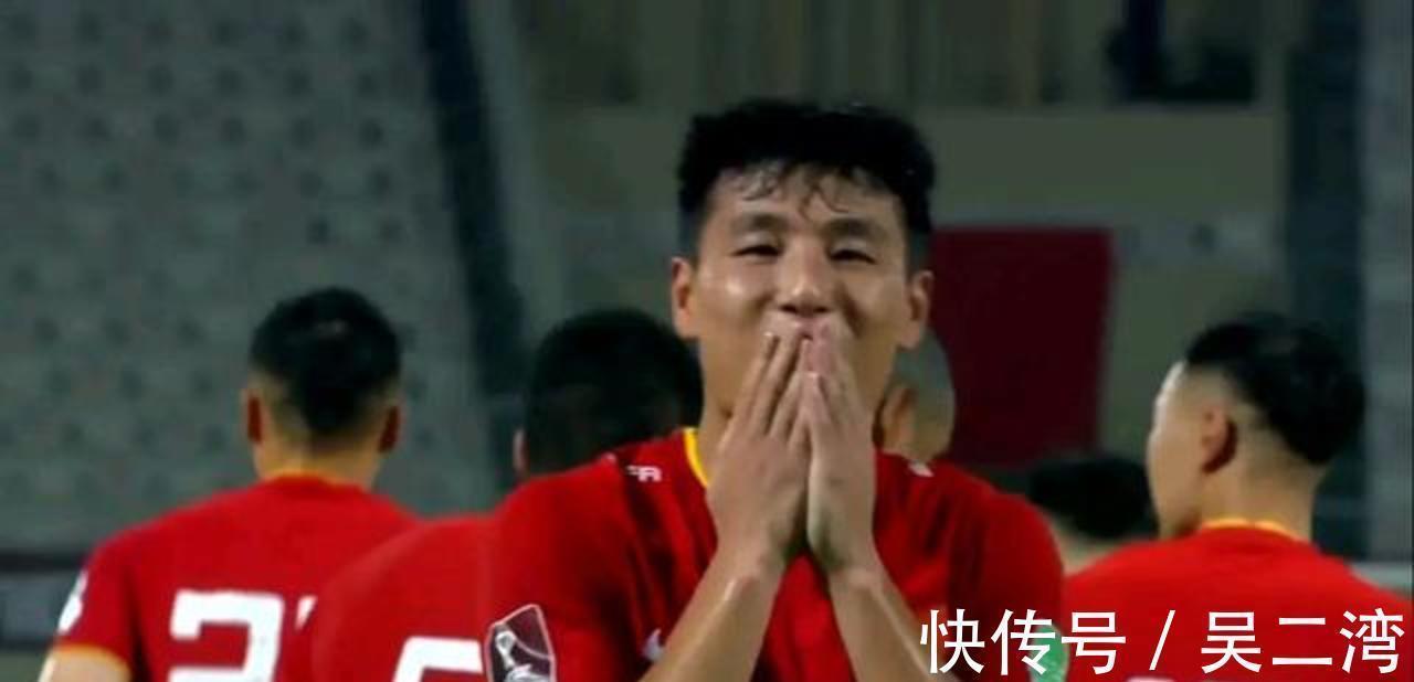 險勝|(zhì)真到頭了！國足險勝越南高興三秒鐘，真實場面國足不配90分鐘比賽