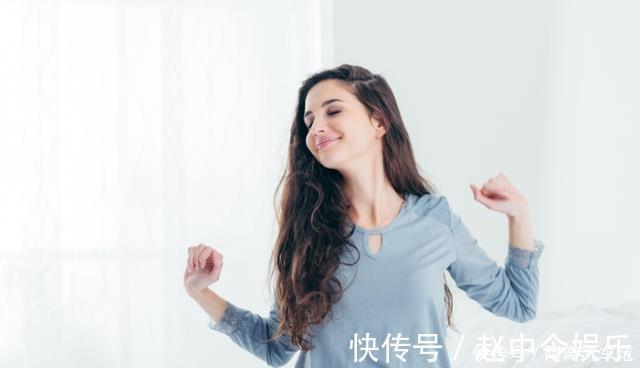 游泳|如何减掉肚腩赘肉?坚持3个方法,戒掉2个恶习,让你恢复平坦小腹