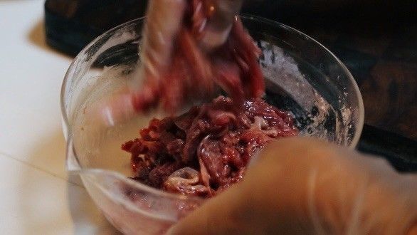  春节餐桌上的美味，牛肉的别样吃法，学会给家人做着吃