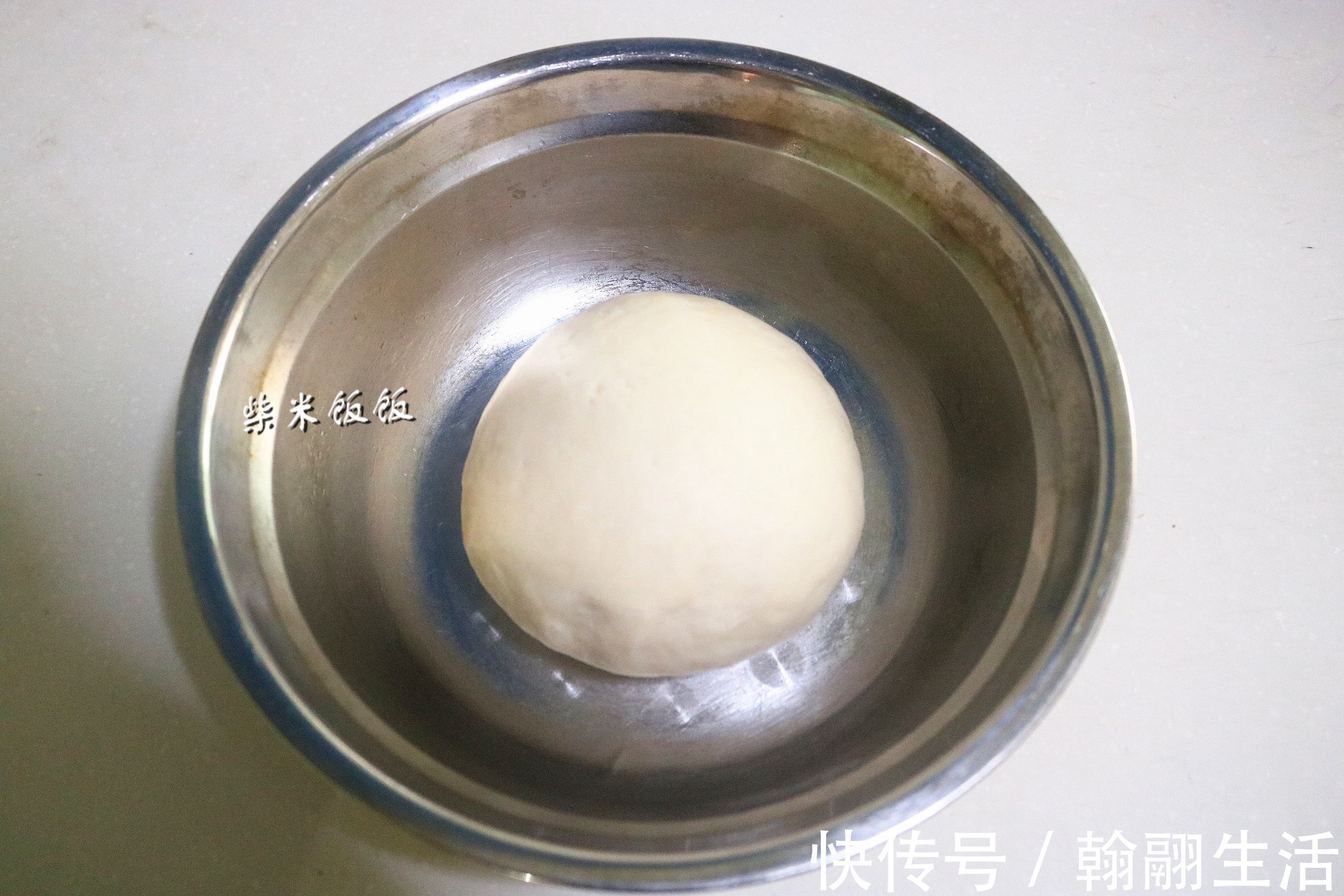 面团|晚上揉面团,早上来烙饼,省时省力,香软好吃,比发面饼更美味