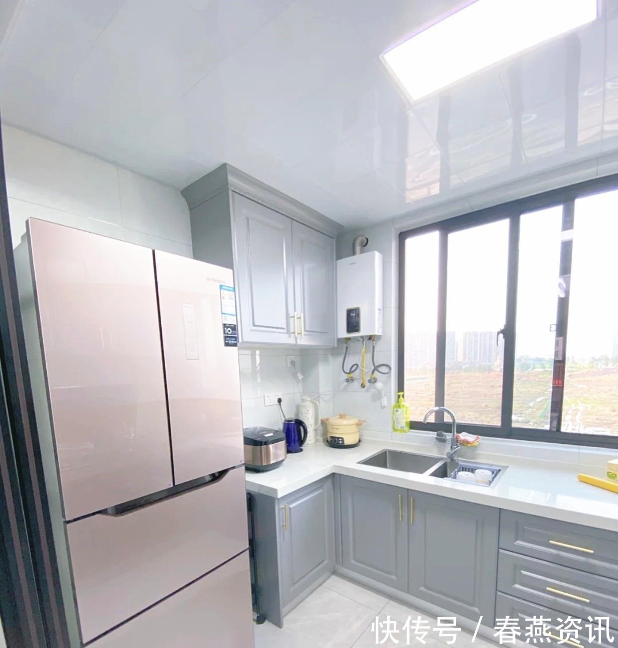 新房|终于乔迁新房了,130㎡现代风格装修,总共花25万,轻奢又大气