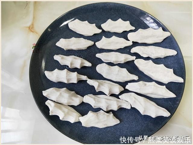 护牙菜|天然“护牙菜”才2元一斤,有条件多给孩子吃,常吃防龋胃口好