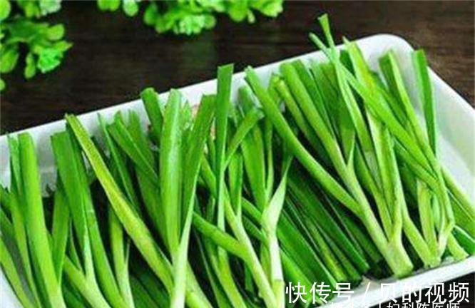 肌肤|爱美女性可以多吃三种食物，补充营养，滋润肌肤，早吃早好！