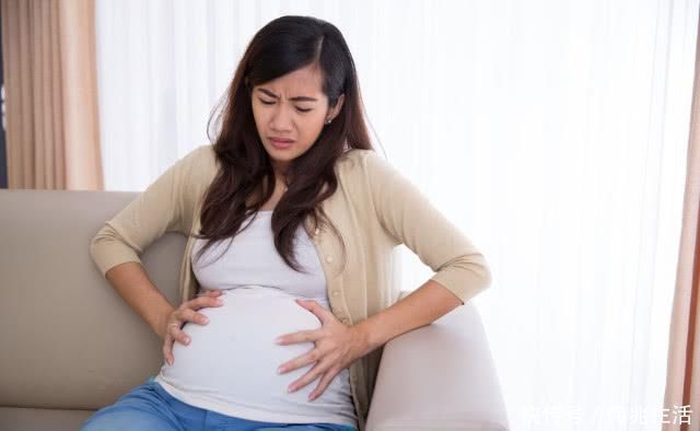 产检|婆婆陪儿媳去产检，一进门大夫问了一个问题，孕妈脸红到脖子根