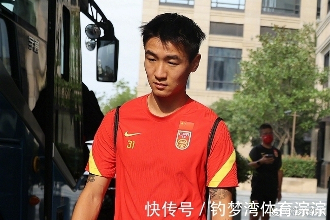 大名單|韋世豪疑似現(xiàn)身野球場炫技 因家庭原因無緣國足