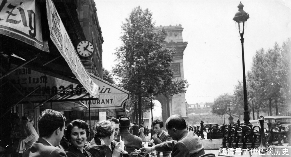 五十年代 可口可乐是如何进军巴黎市场的 他们摆摊还卖小吃