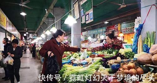 实体店|巨头过处、寸草不生！弱势群体的“饭碗”，逐渐被巨头“抢夺”！