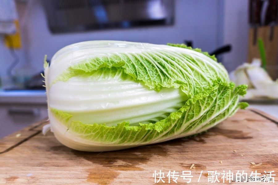 小技巧|白菜猪肉馅饺子，10人9错，3个小技巧，饺子鲜嫩多汁孩子特爱吃