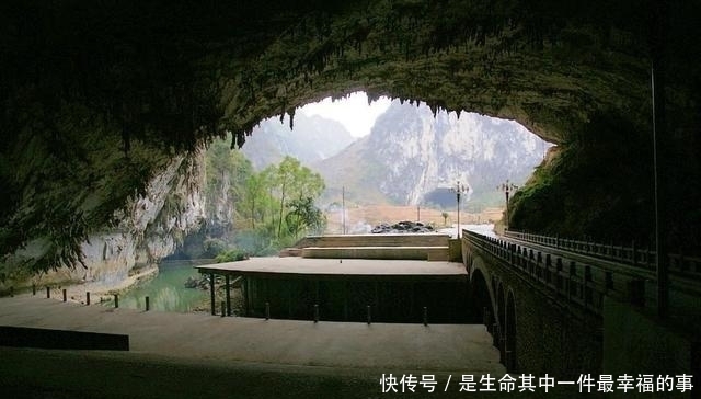 桃源|中国排名第五,有河流和钟乳,成群燕子在空中舞,广西凤山穿龙岩