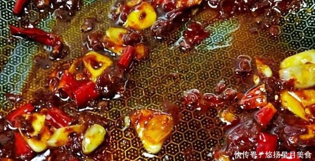 这食材一块钱一斤,一年四季都吃不腻,做法简单,香辣味美超下饭!