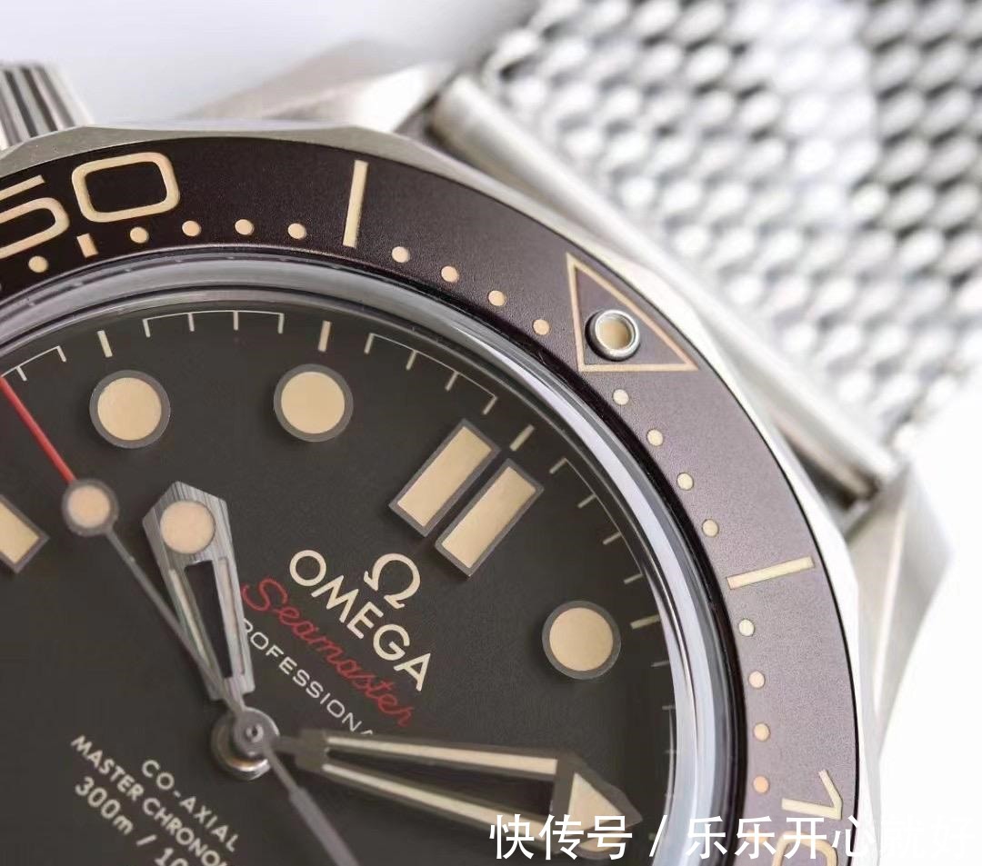 表带 OR厂欧米茄海马300无暇赴死钛合金复刻表对比正品怎么样!