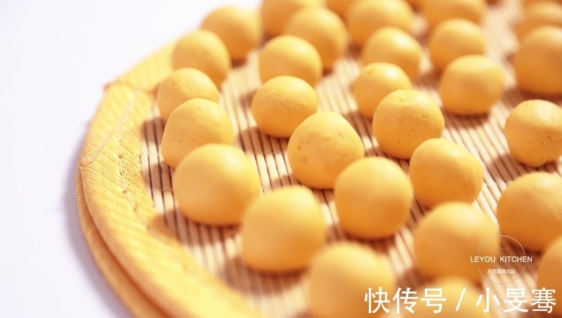 想吃|秋天的南瓜好吃不贵,做成汤圆,又甜又糯又滋补,隔几天就想吃