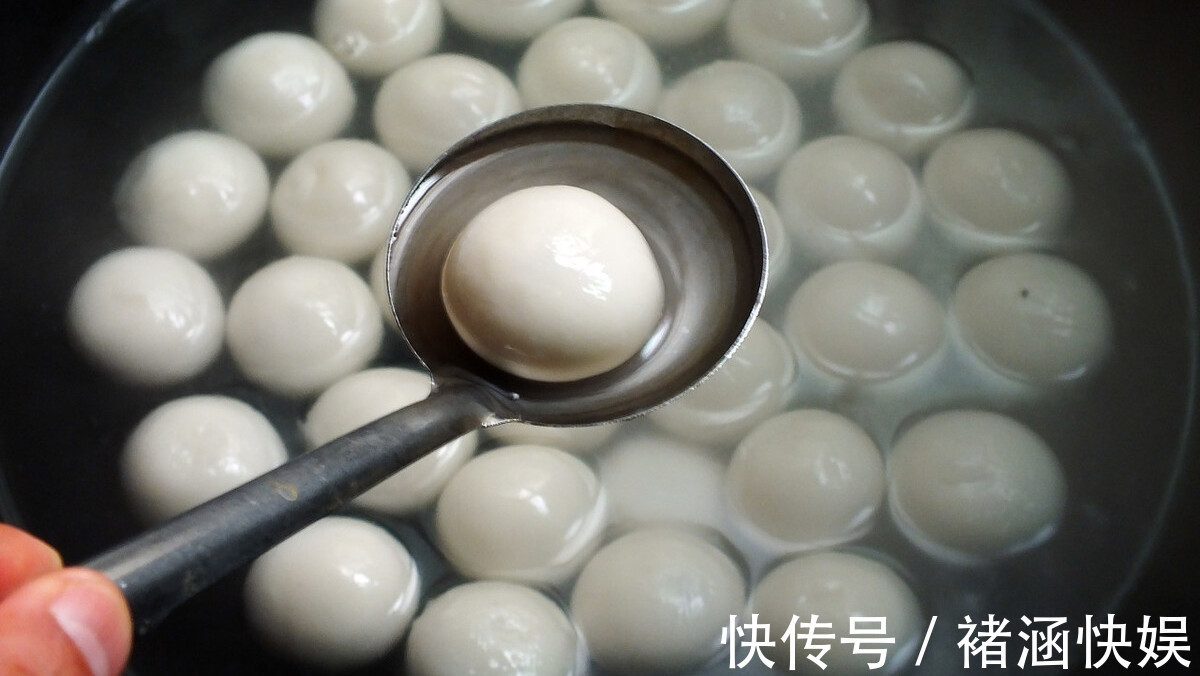 开水|汤圆开水还是冷水下锅,都不对,教你正确煮汤圆,不破皮不露馅!