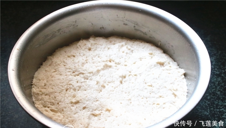 鲜香|用此食材做包子,相信很多人没吃过,蓬松柔软,鲜香多汁很诱人