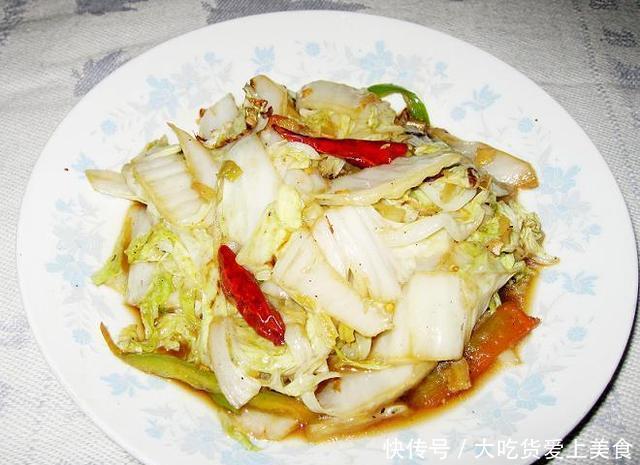 炒大白菜|炒白菜,直接下锅就废了,牢记3个小诀窍白菜又脆又嫩