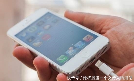 速度|iPhone最让人诟病的一点：都2020年了还在用古董技术！