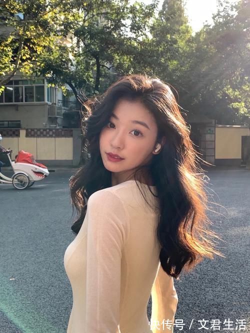 小疯|5款适合头发稀少的发型,洋气又好看,让你美得更出彩