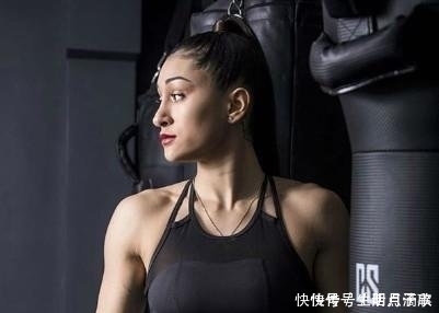 女神|身材是女人的第二张脸，微胖女神诠释气质美，靠健身维护好身材