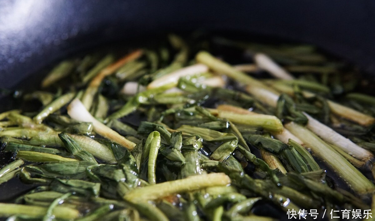 正确|拌饺子馅,加生油还是熟油?教你正确做法,别加错了,味道差很多